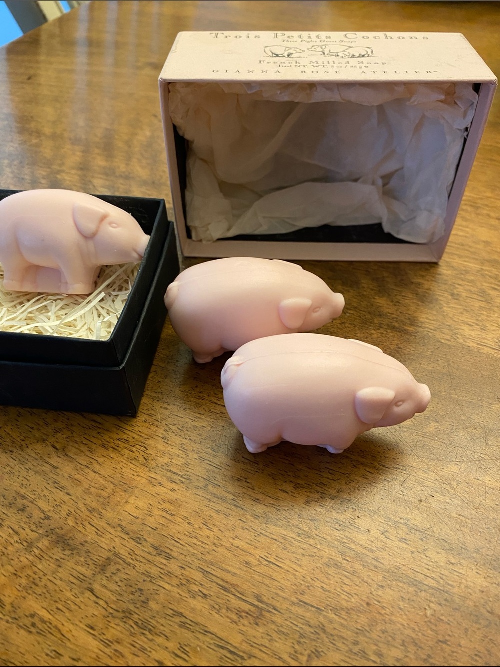 Trous Petits Cochons French Milled Soap Three Piglet Guest Soaps
